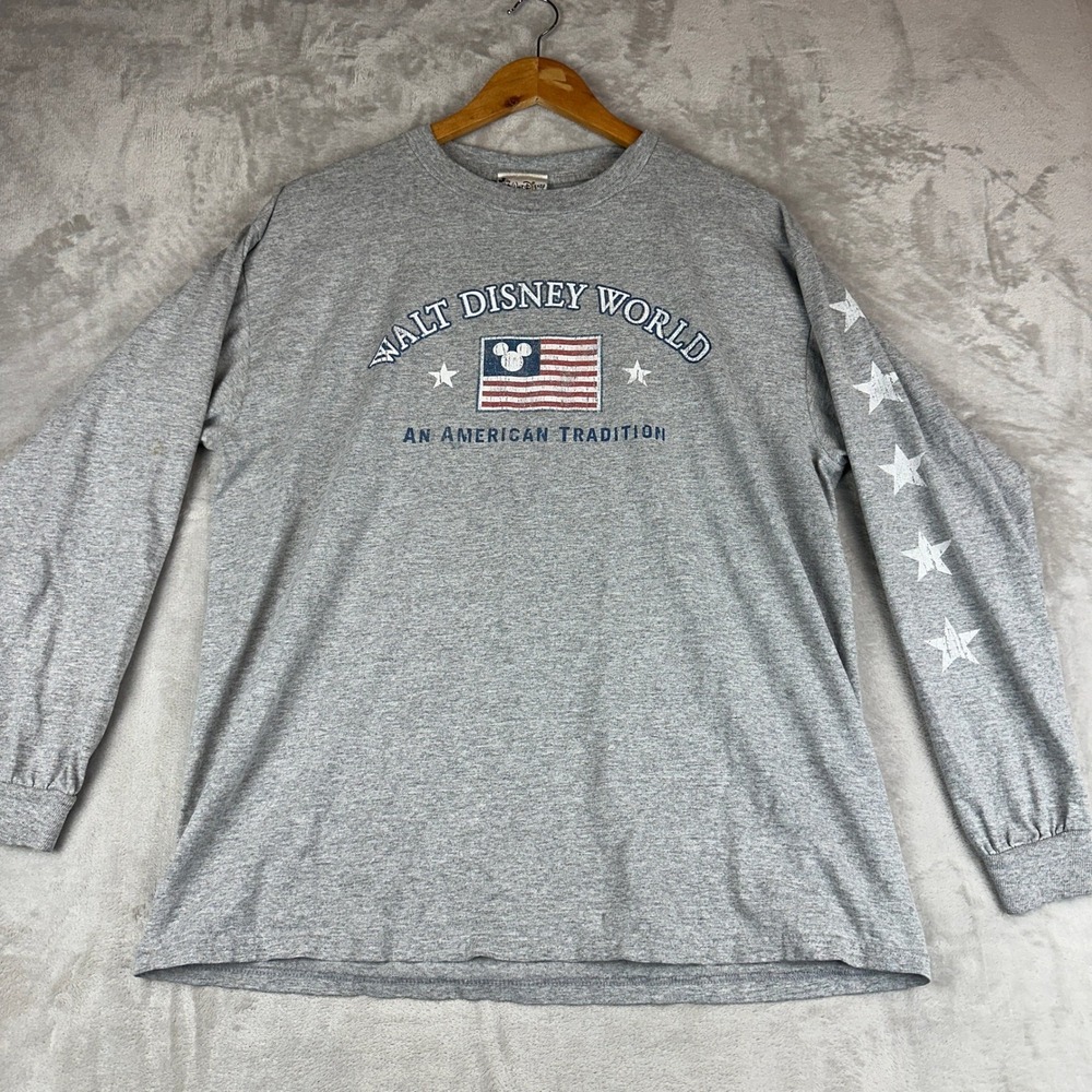 Vintage Men's Walt Disney World An American Tradition T-Shirt Grey Size Large